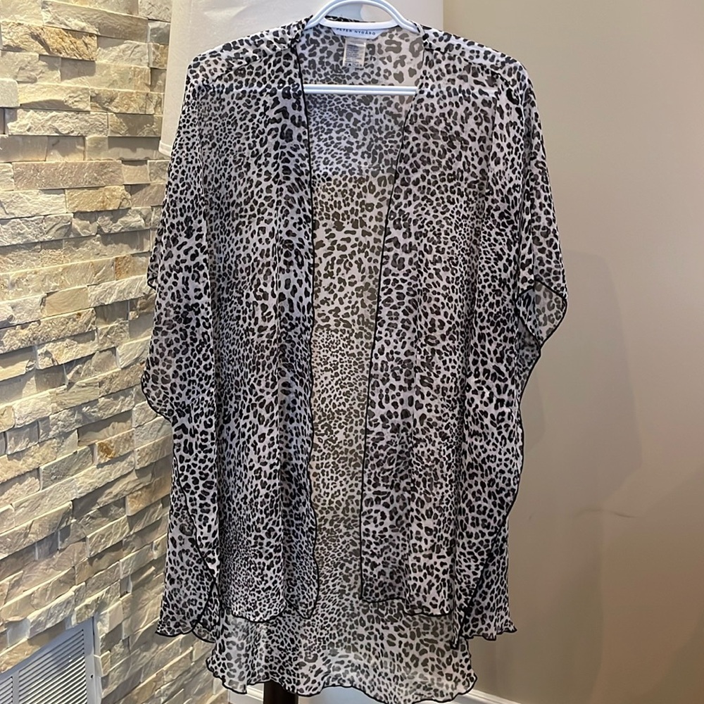 Peter Nygard Animal Print long blouse
